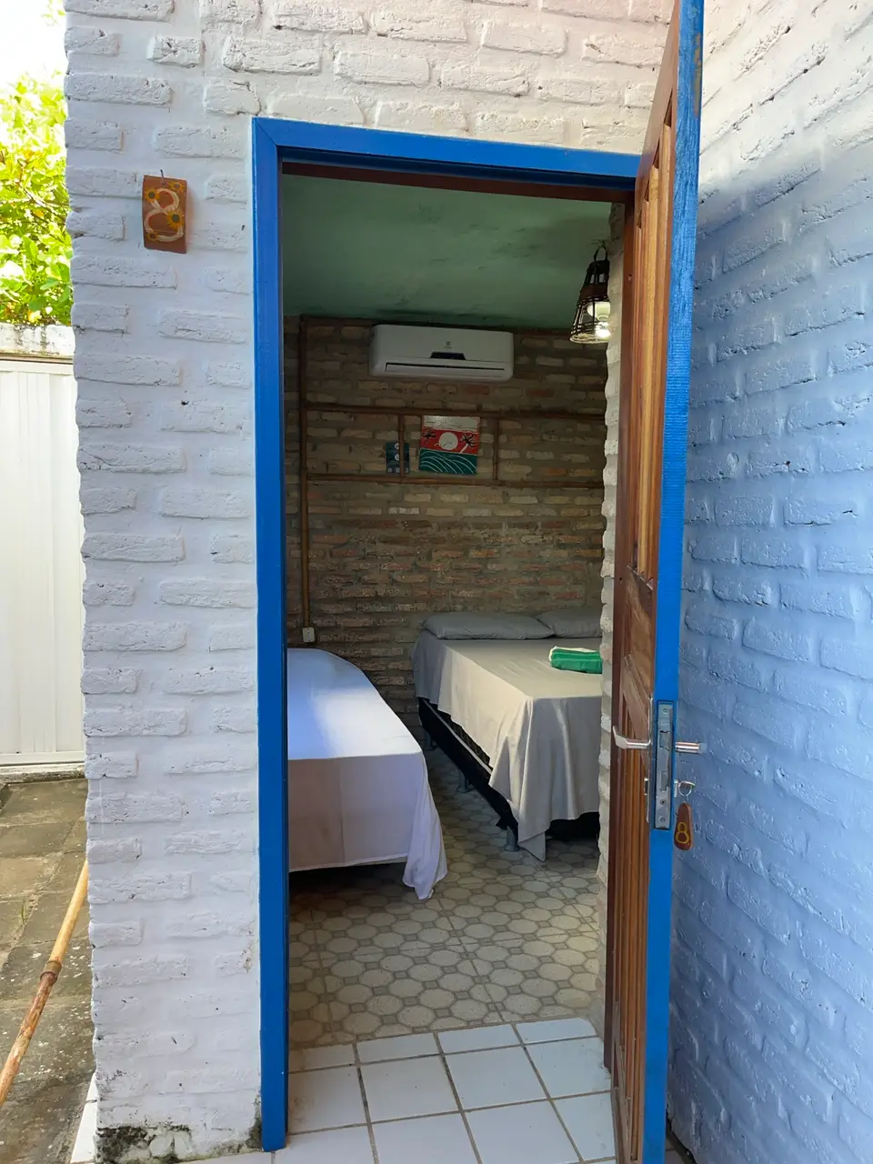 Quarto 8 — detalhe da suíte